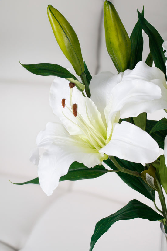 Artificial Flower - Rubrum Lily White