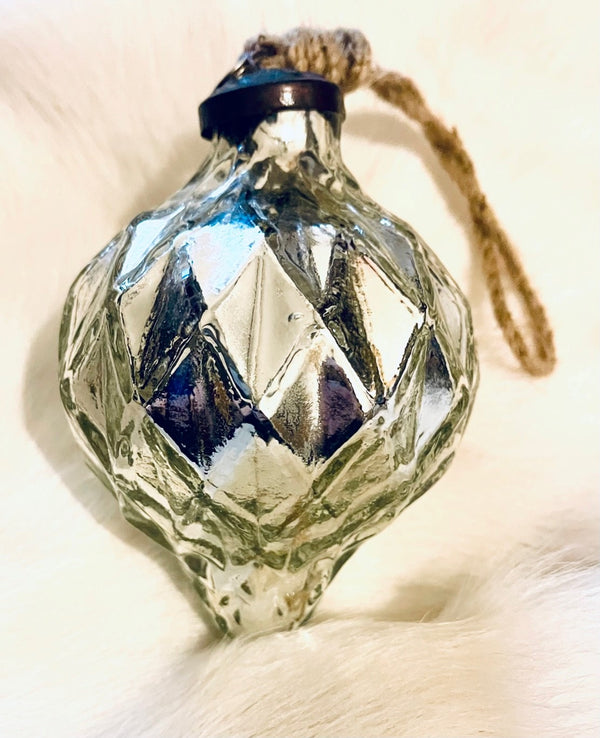 Christmas - Silver Teardrop Glass Decoration